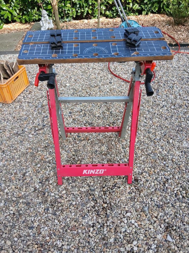 Kinzo Werkbank - Inklapbaar en Draagbaar, Ophalen, Gebruikt, 70 tot 120 cm, Bankschroef