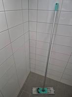 Leifheit dweilstok met bijbehorende dweilen, Huis en Inrichting, Schoonmaakartikelen, Ophalen of Verzenden, Mop of Dweil