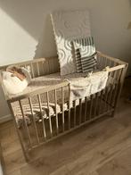 Ledikant taupe, Kinderen en Baby's, Babywiegjes en Ledikanten, Ophalen, Gebruikt, Ledikant