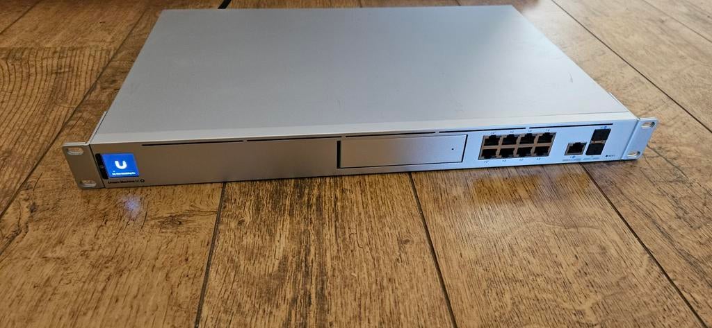 Ubiquiti Unifi Udm pro SE, Ophalen of Verzenden