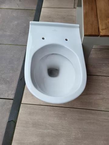 Zwevend toilet Villeroy & Boch O.novo wandcloset, Ophalen, Zo goed als nieuw, Toilet