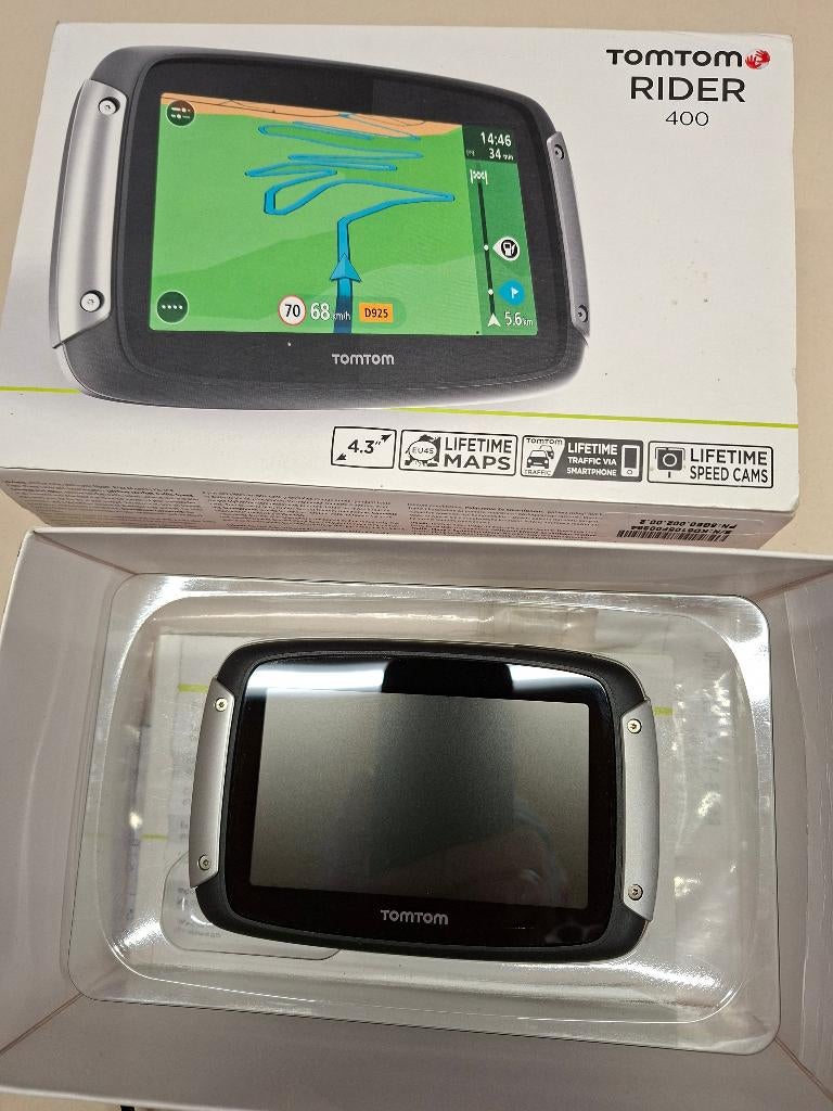 Tomtom 400  en Triumph Speed Triple achterveer bj.2014, Ophalen of Verzenden, Zo goed als nieuw