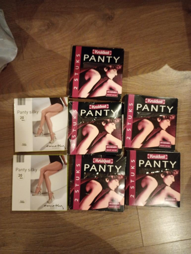 12 paar panty's mt 42-44 20Den, Kleding | Dames, Zwart, Nieuw, Maat 40/42 (M), Ophalen of Verzenden
