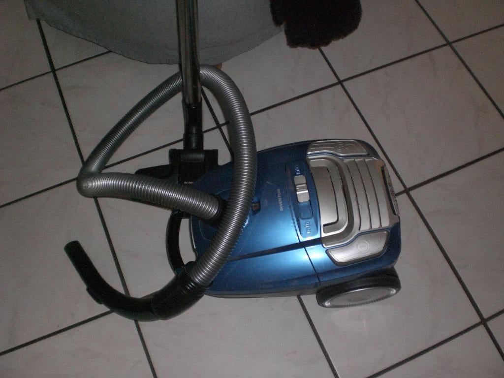 zeer mooie stofzuiger, Witgoed en Apparatuur, Ophalen, Zo goed als nieuw
