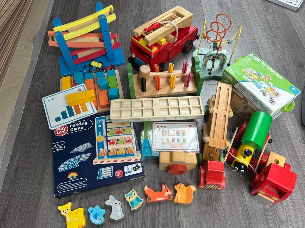 Houten speelgoed auto’s spelletjes dieren, Ophalen of Verzenden, Zo goed als nieuw