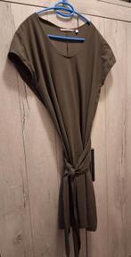 Jurk Moscow M, Maat 38/40 (M), Ophalen of Verzenden, Boven de knie, Groen