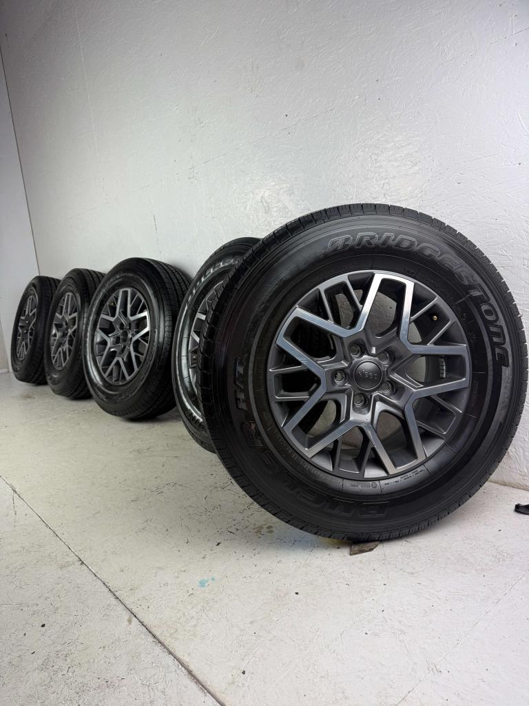 5X Originele Jeep wrangler JL JK velgen 18" 5x127 nieuw!, Niet ingevuld, 18 inch, Gebruikt, 255 mm