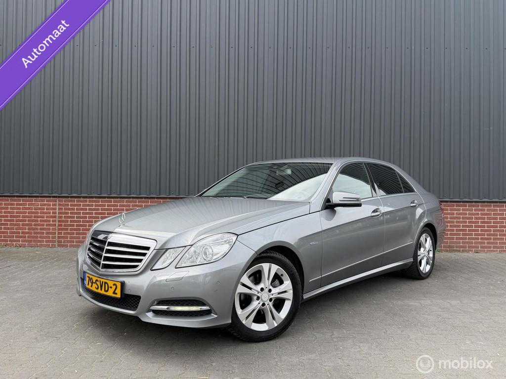 Mercedes E-klasse 200 CGI Avantgarde Xenon Navi Cruise Clima, Auto's, Euro 5, Achterwielaandrijving, Gebruikt, 4 cilinders
