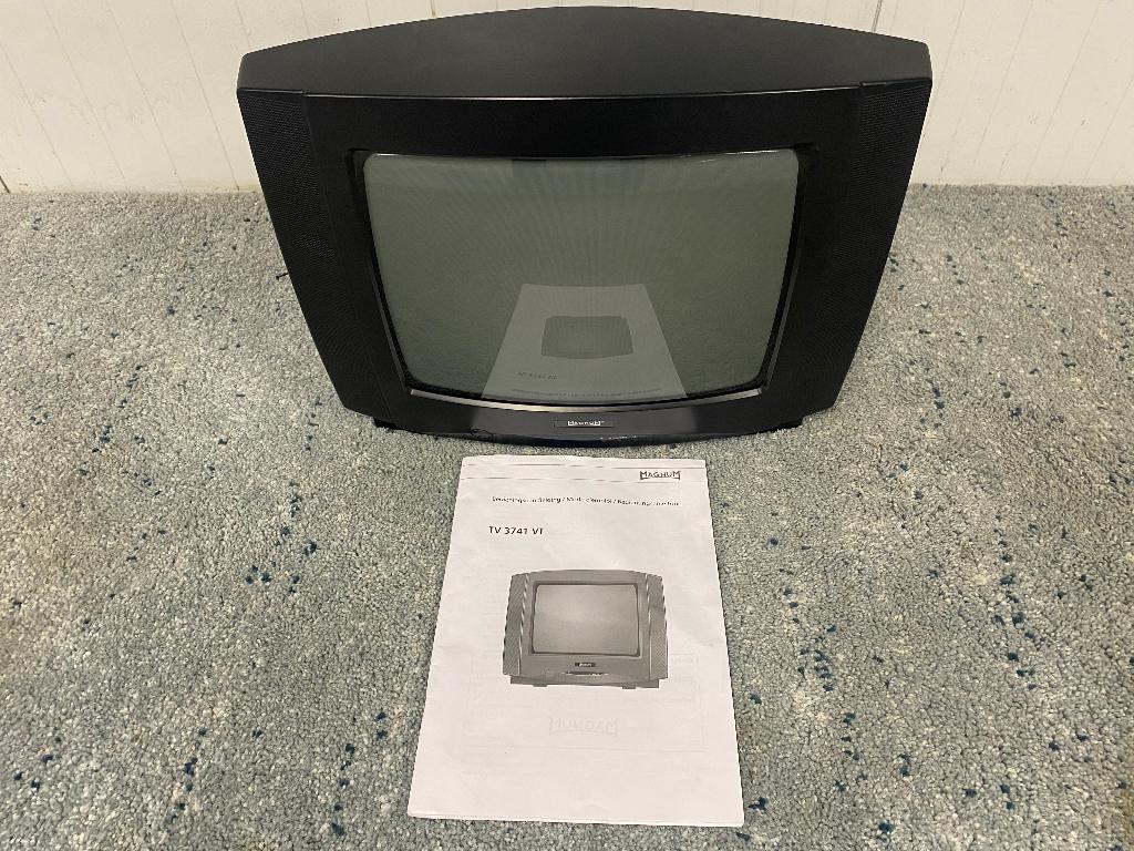 Magnum 12 inch CRT tv, Audio, Tv en Foto, Ophalen of Verzenden, Gebruikt, Minder dan 40 cm, Overige merken