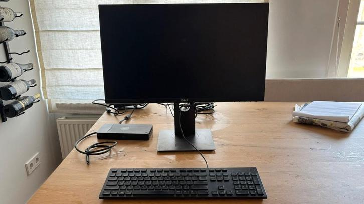 Complete Dell werkplek set, Computers en Software, Monitoren, Zo goed als nieuw, 60 Hz of minder, DisplayPort, HDMI, Thunderbolt