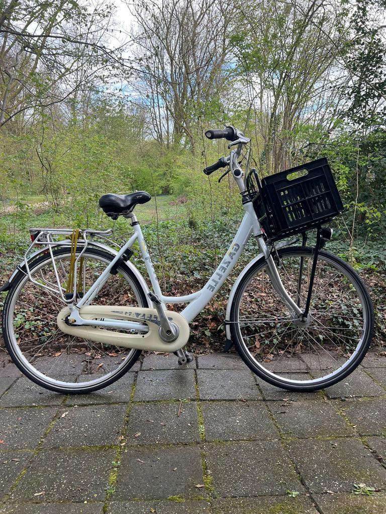 Witte Gazelle Esprit dames stadsfiets met transportbak, Ophalen, Gebruikt, Velgrem, Versnellingen