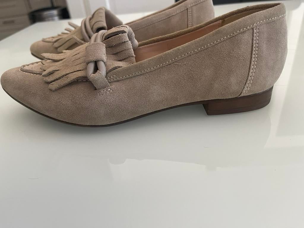 LOFT 1881 Instappers Beige Maat 38 ZGAN, Kleding | Dames, Verzenden, Beige, Zo goed als nieuw, Espadrilles of Moccasins