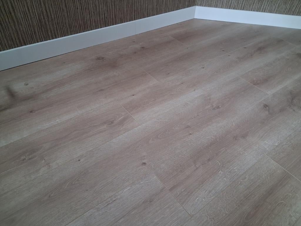 Laminaat eiken kleur, circa 15m2, Ophalen of Verzenden, Nieuw, Laminaat