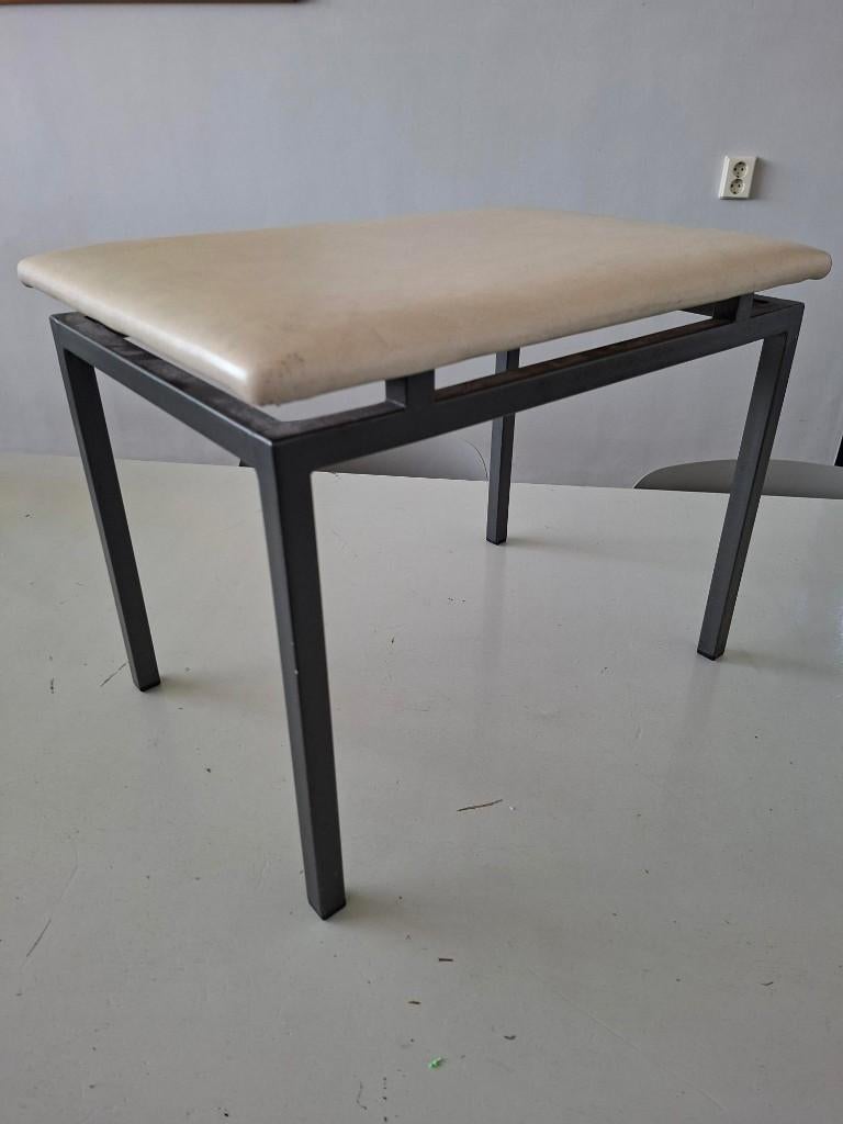 vintage kruk, pianokruk Pastoe minimalist design mid century, Huis en Inrichting, Krukjes, Ophalen of Verzenden, Gebruikt, Staal