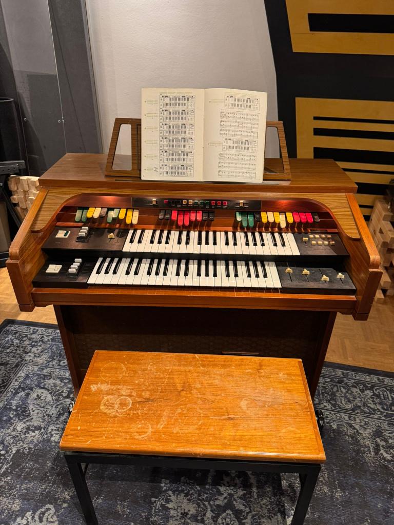 Orgel Eminent 310 U, Ophalen, Gebruikt, 2 klavieren, Orgel