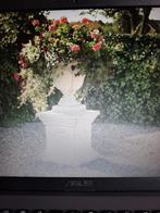 Betonnen tuinvaas op sokkel, Ophalen, Gebruikt