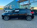 Ford Focus 1.0 ST-Line Airco Lmv Navi Camera Cruise, Gebruikt, Zwart, Origineel Nederlands, Bedrijf