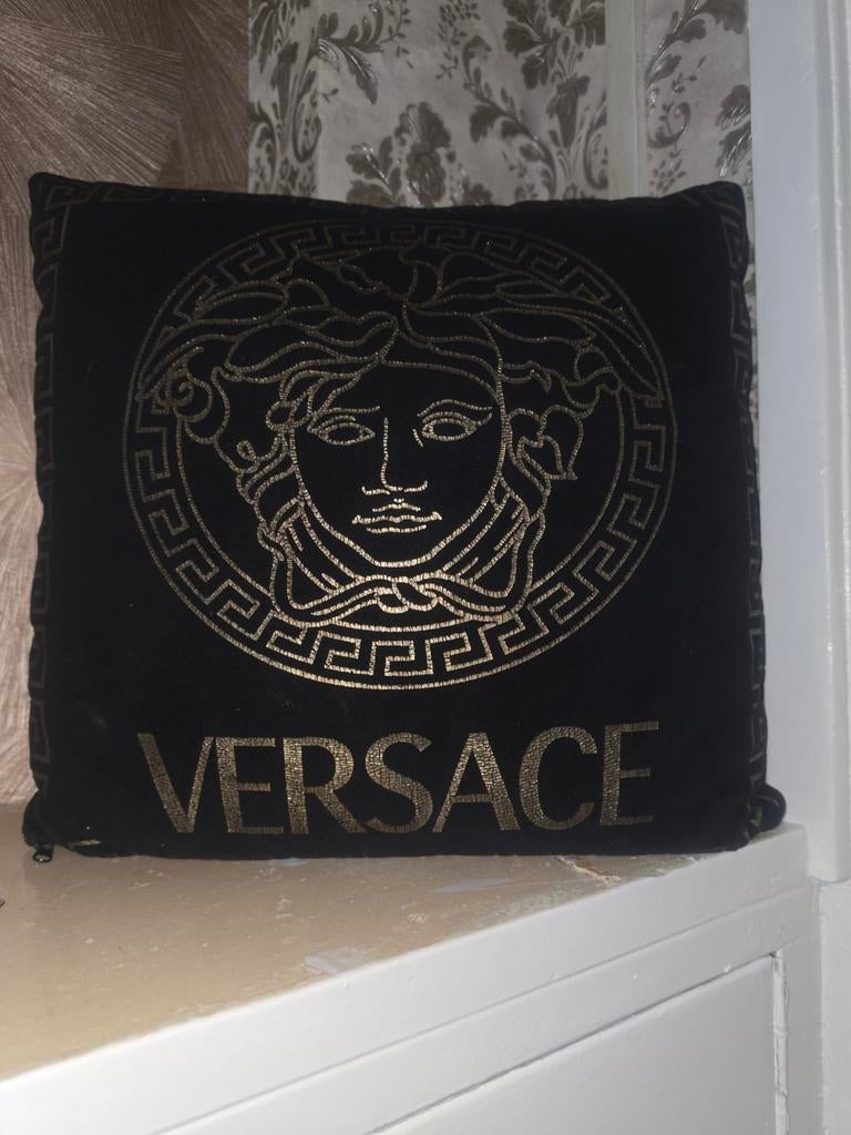 Versace Medusa Kussen Zwart Goud 5x, Ophalen of Verzenden, Zo goed als nieuw, Zwart, Vierkant
