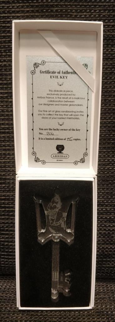 Disney arribas brothers hercules glass key, Verzamelen, Ophalen of Verzenden, Overige figuren, Zo goed als nieuw, Overige typen