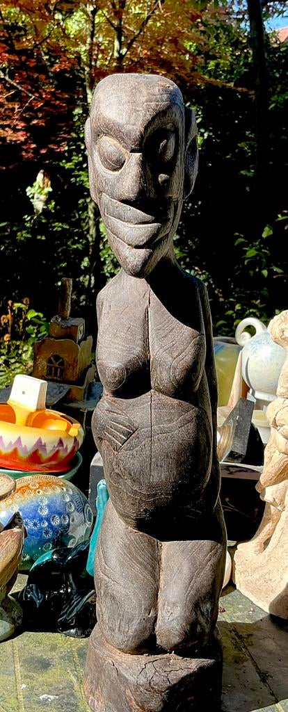 Primitief beeld. Hardhout. Zwangere vrouw., Houtsnijwerk, Ophalen of Verzenden, Handgemaakt, 20 - 50 cm