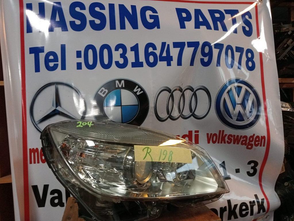C KLASSE S204 W204 XENON KOPLAMP KOPLAMPEN A2048200259, Auto-onderdelen, Verlichting, Gebruikt, -, Ophalen of Verzenden, -