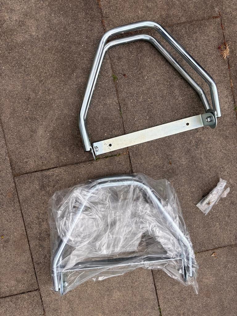 Fietsenrek 2 stuks, Ophalen of Verzenden, Zo goed als nieuw