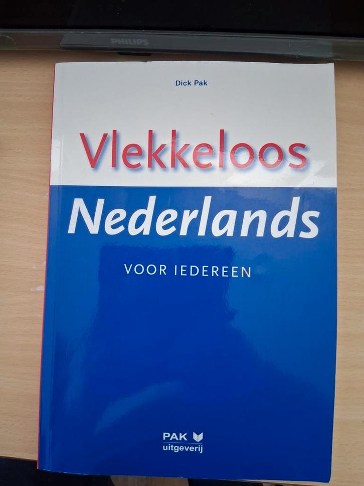 D. Pak - Vlekkeloos Nederlands voor iedereen, Boeken, Schoolboeken, Zo goed als nieuw, Nederlands, Overige niveaus, Ophalen of Verzenden
