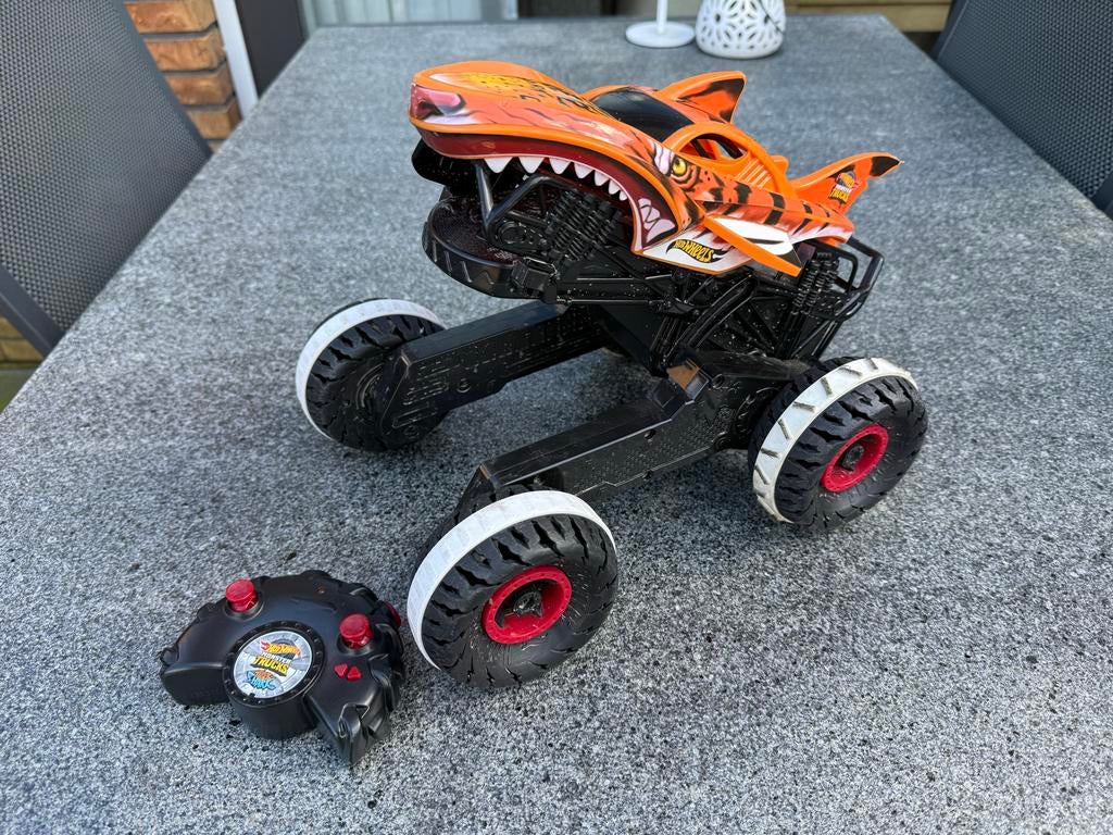 Hot Wheels Monster Trucks Tiger Shark RC, Ophalen of Verzenden, Zo goed als nieuw, Afstandsbediening