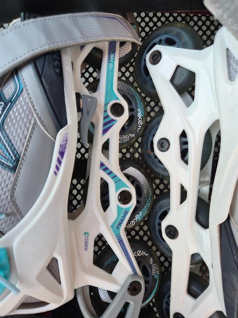 Skellers incl beschermers, Verstelbaar, Kinderen, Zo goed als nieuw, Inline skates 4 wielen
