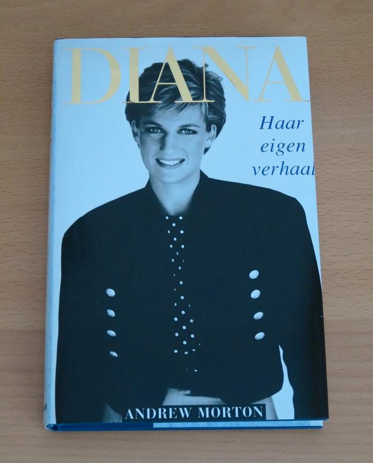 Het boek "Diana, haar eigen verhaal", Boeken, Biografieën, Zo goed als nieuw, Ophalen of Verzenden