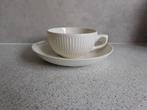 Thee Kop en schotel Crème Vienne Royal Boch, Ophalen of Verzenden, Zo goed als nieuw, Overige stijlen, Kop(pen) en/of Schotel(s)