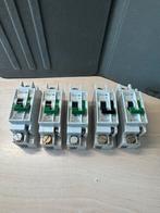 Holec installatieautomaten L16A 220V 5 stuks (1.1), Ophalen of Verzenden, Gebruikt