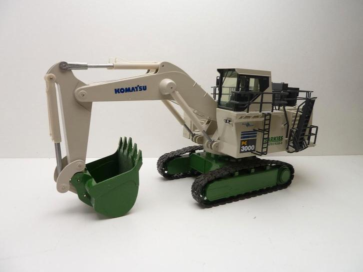 Komatsu  PC3000  '' Isarkies ''  NZG, Hobby en Vrije tijd, Modelauto's | 1:50, Zo goed als nieuw, Bus of Vrachtwagen, NZG, Verzenden
