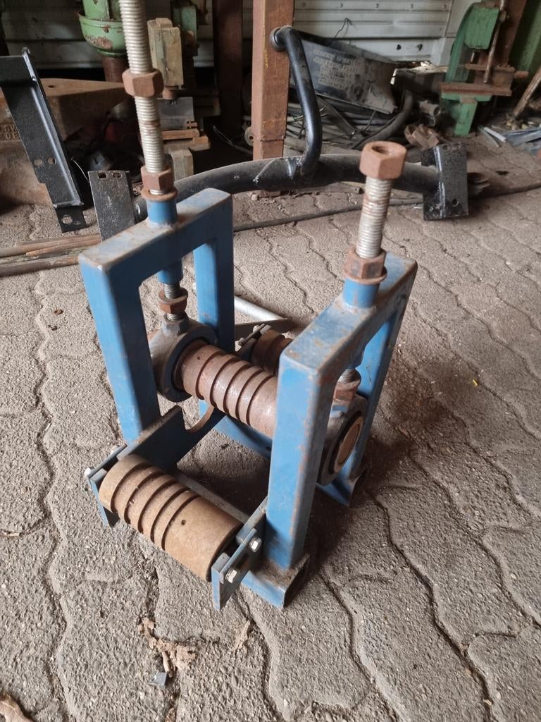 Strippenwals, Ophalen