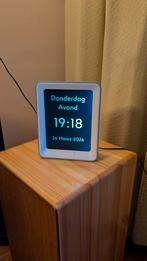 Bbrain Dementie Klok - Spraak en Herinneringen, Ophalen of Verzenden, Zo goed als nieuw, Digitaal, Wekker of Tafelklok