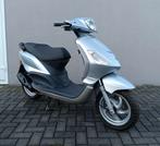 Piaggio Fly 2T | 50cc | 2 takt | 2 KM | NIEUW | NOS!, Ophalen, Nieuw, Fly, Benzine