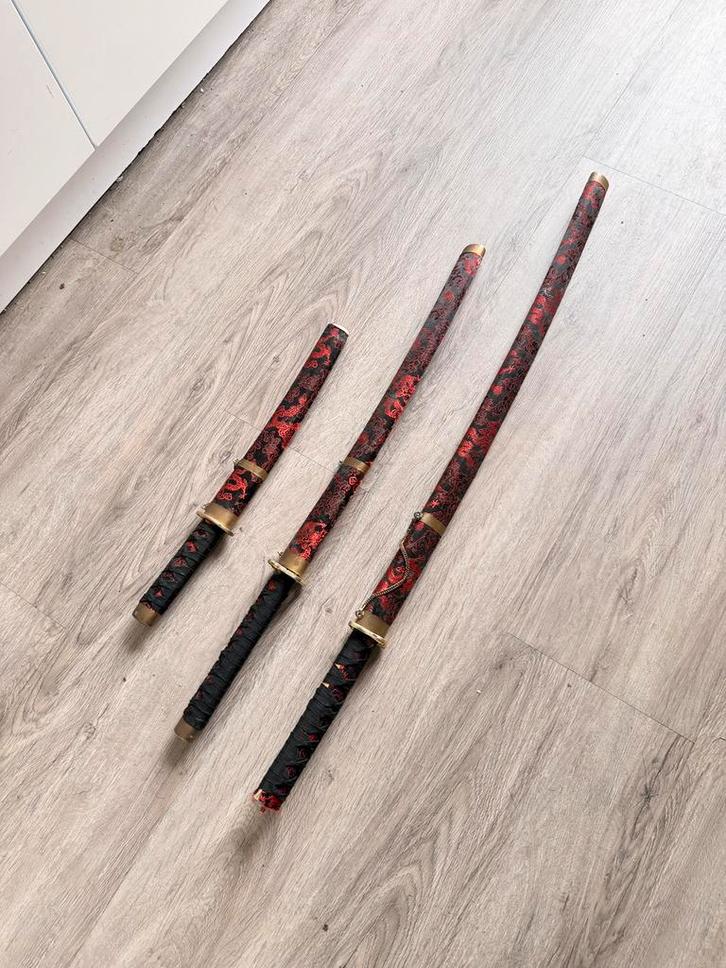 Set van 2 Samurai Katana’s met schede 46+73cm, Kleding | Heren, Riemen en Ceinturen, Zo goed als nieuw, Minder dan 95 cm, Zwart