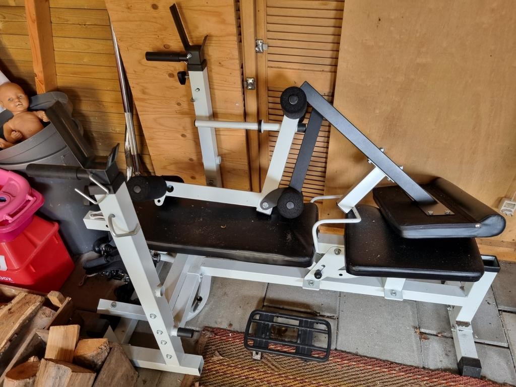 Universele Halterbank compleet met gewichten, Ophalen, Zo goed als nieuw, Fitnessbank