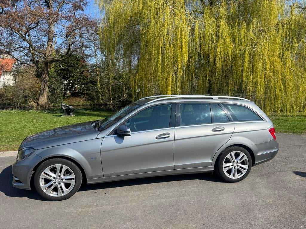 Mercedes-Benz C-Klasse C180 BE Estate 2011 Grijs, Auto's, Mercedes-Benz, Achterwielaandrijving, 1796 cc, Handgeschakeld, Particulier