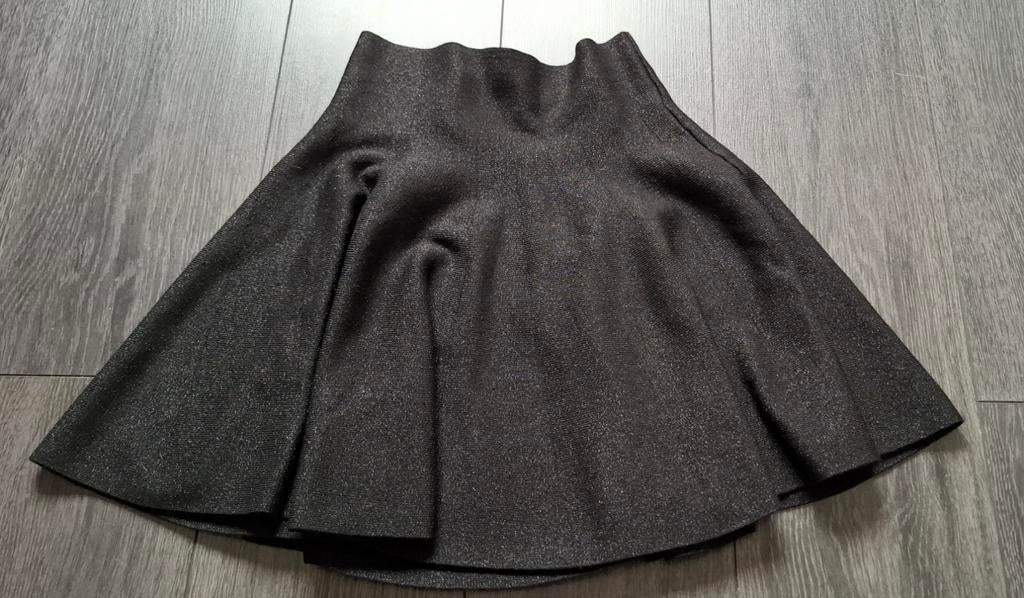 Zwarte korte rok van Luc & Ce, Kleding | Dames, Maat 42/44 (L), Ophalen of Verzenden, Zo goed als nieuw, Boven de knie