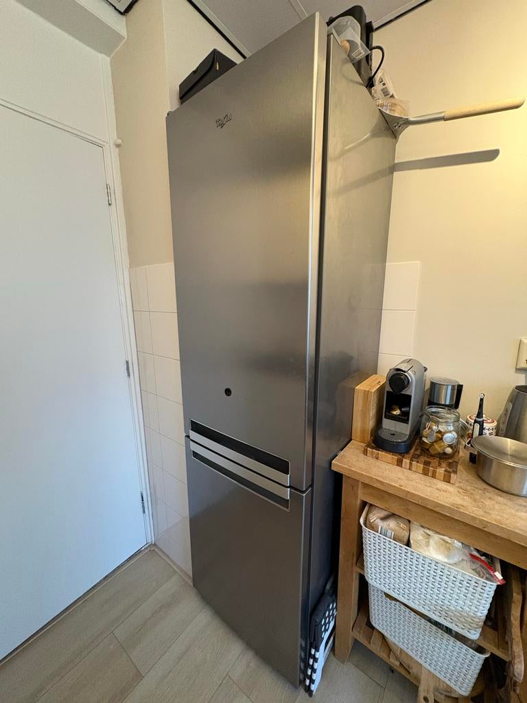 Whirlpool Koelkast met vriesvak - Goed werkend, Witgoed en Apparatuur, Ophalen, Gebruikt, 200 liter of meer, 60 cm of meer