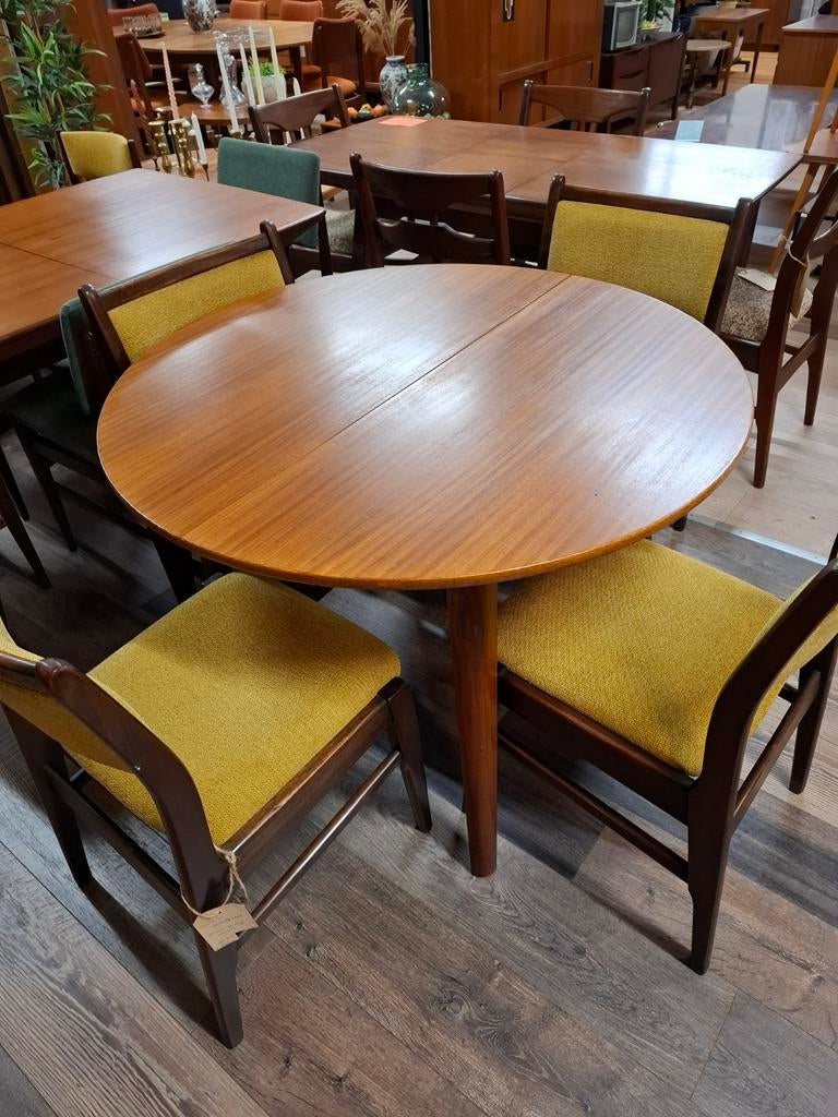 Vintage teak ronde ovale uitschuifbare eettafel design tafel, .., Vintage mid century design jaren 60 70, Ophalen of Verzenden