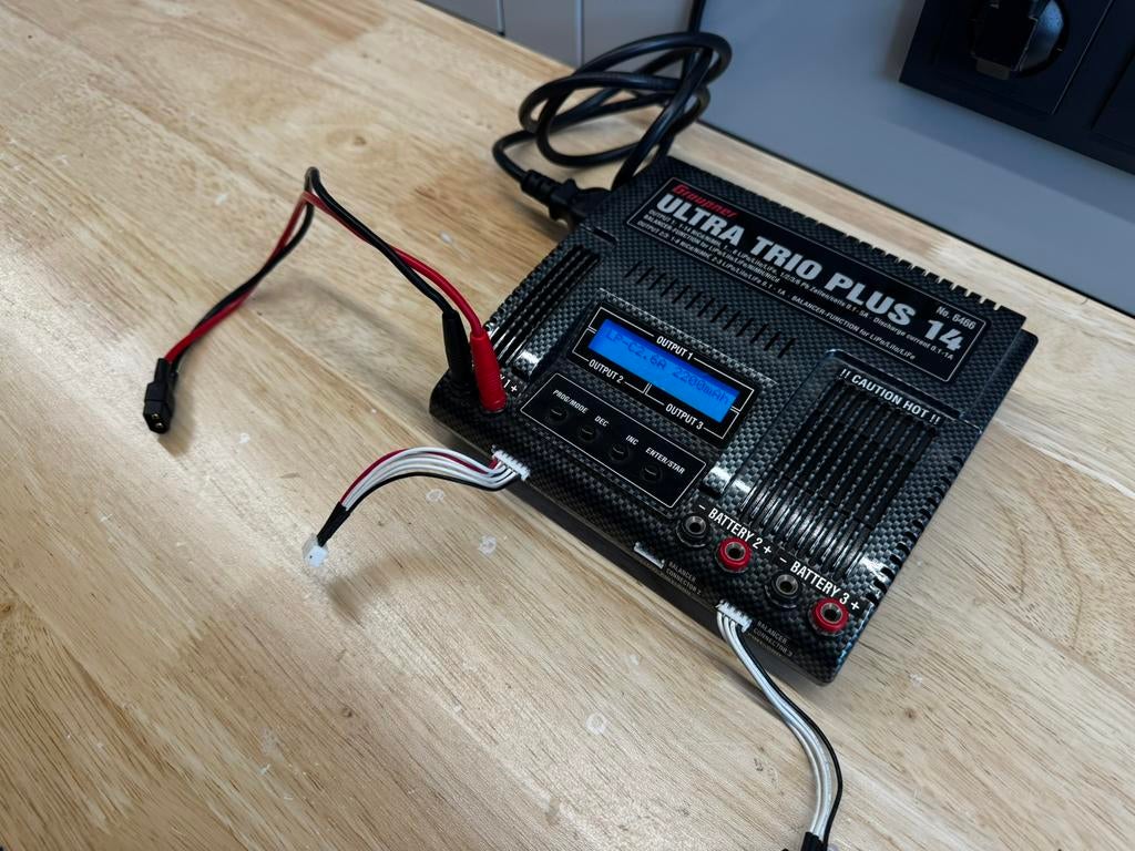 Graupner Ultra Trio Plus lader, Ophalen of Verzenden, Gebruikt