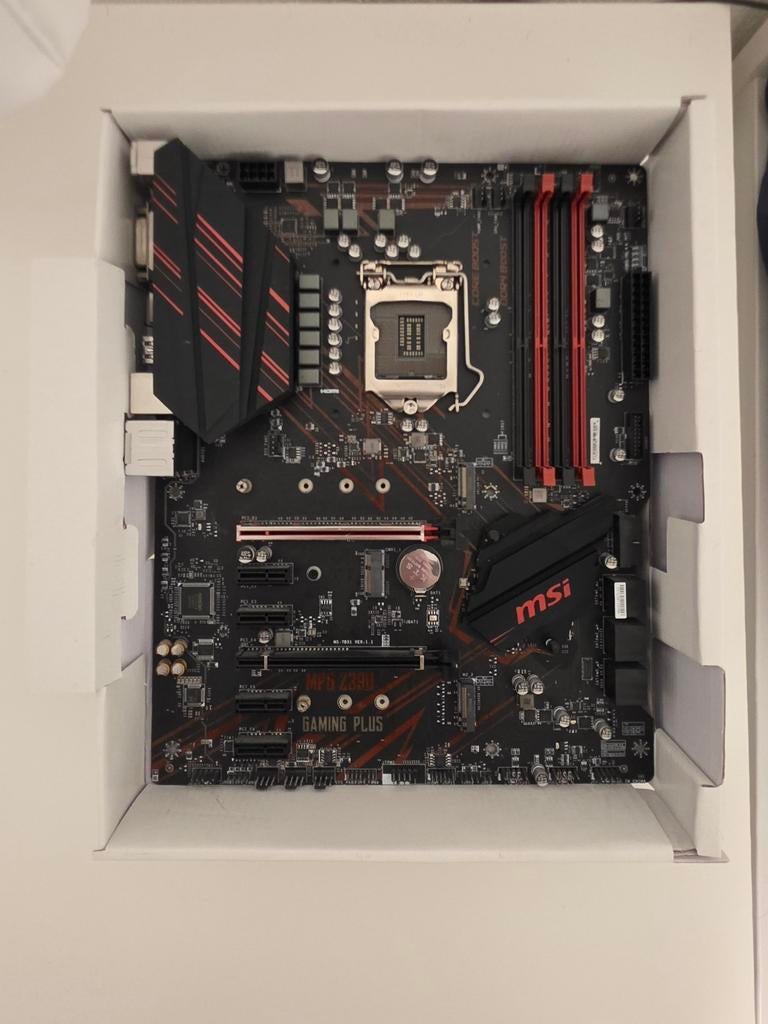 MSI MPG Z390 Gaming Plus Moederbord (LGA 1151), Computers en Software, Moederborden, Gebruikt, Intel, DDR4, Ophalen