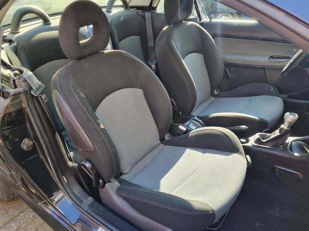 Peugeot 206(cc) stoelen/ dashboard/ schakelaars/ voorscherm, Auto-onderdelen, Ophalen of Verzenden, Peugeot