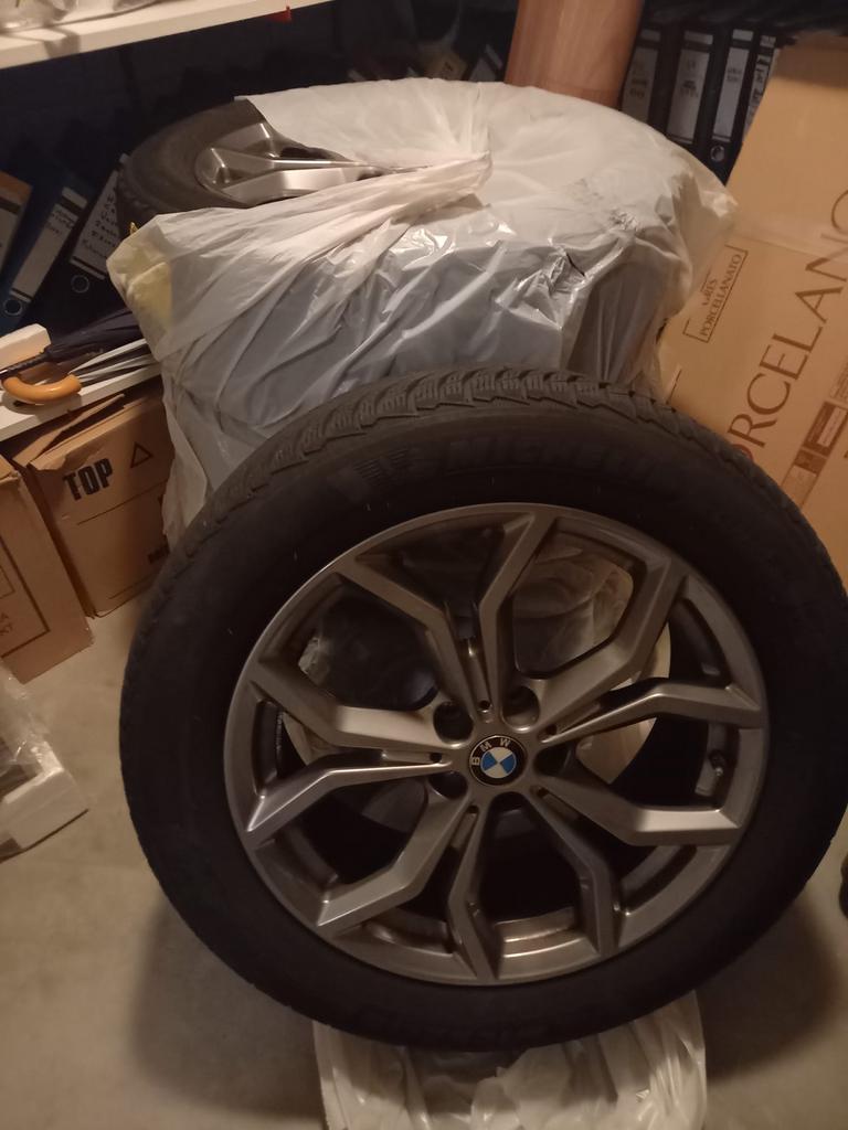 BMW 19 inch band met velg, Auto-onderdelen, Banden en Velgen, Gebruikt, Banden en Velgen, Winterbanden, Personenwagen