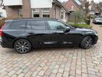 Dealer onderhouden Volvo V60 B4 197pk Geartronic, Auto's, Volvo, 1800 kg, 4 cilinders, 1969 cc, Zwart
