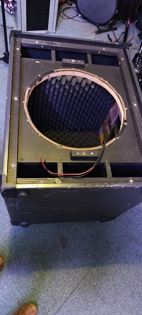 Twee lege 18 inch subwoofer kasten, Audio, Tv en Foto, Luidsprekers, Ophalen, 120 watt of meer, Subwoofer, Overige merken