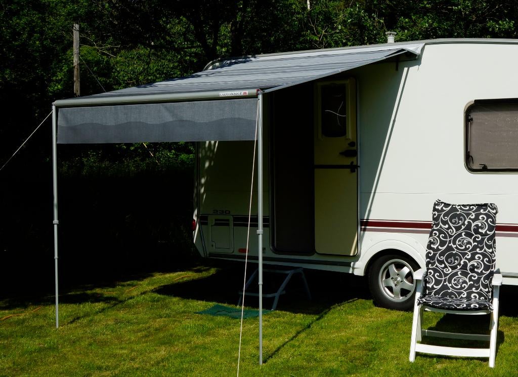 Caravanartikelen, Ophalen, Zo goed als nieuw