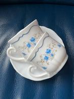 Set van 2 vintage arcopal France blauw bloemetje, Huis en Inrichting, Nieuw, Ophalen of Verzenden, Overige stijlen, Kop(pen) en/of Schotel(s)